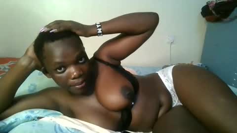 Snapshot of sweetassbabe20 chatting on 06/08/26, 05:35 Sweetass online show from 06/08/26, 05:35