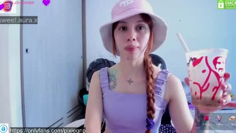 Snapshot of sweetaura0_0 chatting on 04/28/26, 05:40 SweetAura0 0 online show from 04/28/26, 05:40