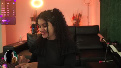 Salom independent model online show from 01/03/25, 04:00