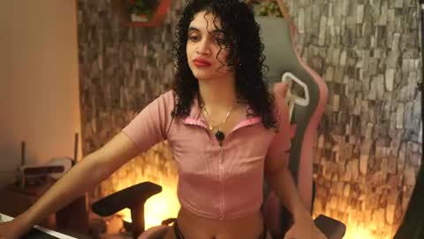 Salom independent model online show from 06/11/26, 07:56