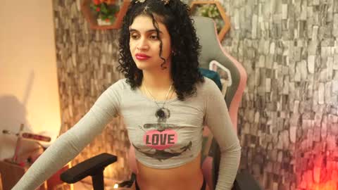 Salom independent model online show from 07/10/26, 07:27