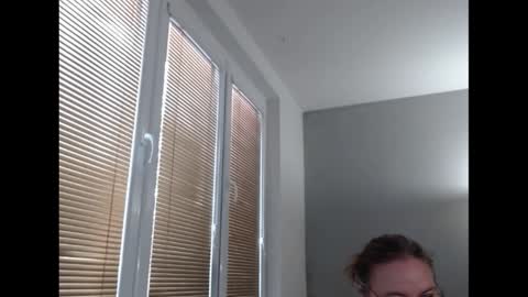 Sweetboobs85h online show from 02/11/25, 09:20