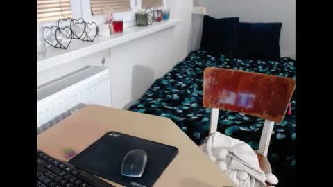 Sweetboobs85h online show from 02/17/25, 05:32