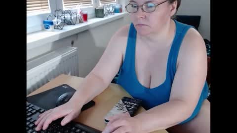 Sweetboobs85h online show from 03/12/25, 02:23