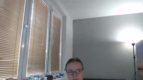 Snapshot of sweetboobs85h chatting on 10/24/25, 08:33 Sweetboobs85h online show from 10/24/25, 08:33