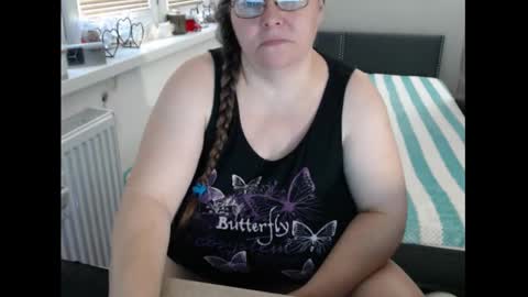 Snapshot of sweetboobs85h chatting on 11/29/25, 11:02 Sweetboobs85h online show from 11/29/25, 11:02