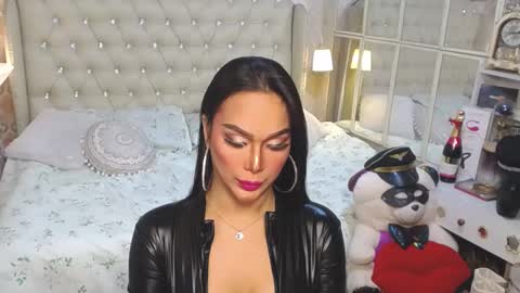 Carla online show from 01/13/25, 04:50