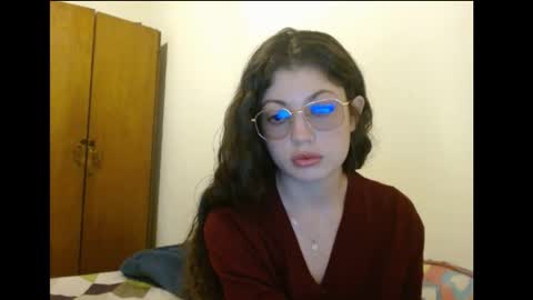Snapshot of sweetcalm_ chatting on 03/02/26, 03:52 sweetcalm_ online show from 03/02/26, 03:52
