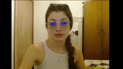 Snapshot of sweetcalm_ chatting on 03/04/26, 03:34 sweetcalm_ online show from 03/04/26, 03:34