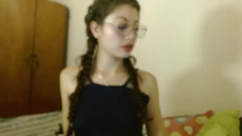 Snapshot of sweetcalm_ chatting on 05/26/26, 10:17 sweetcalm_ online show from 05/26/26, 10:17