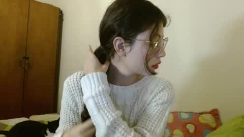 Snapshot of sweetcalm_ chatting on 06/04/26, 03:34 sweetcalm_ online show from 06/04/26, 03:34