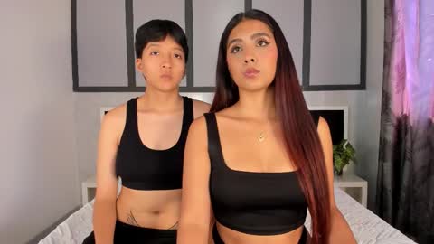 Eva Short hair girl  - Victoria Long red hair online show from 11/10/25, 08:19