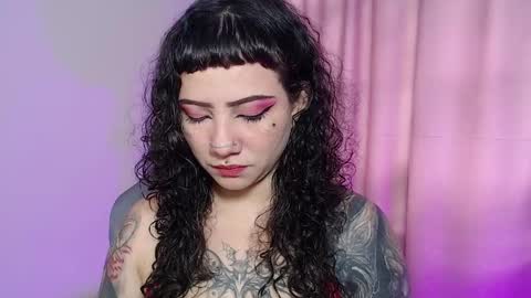       Independent model online show from 06/02/26, 02:08