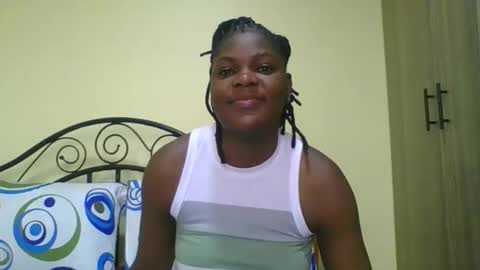 Snapshot of sweetdarkskin chatting on 09/27/25, 07:57 CLARIS online show from 09/27/25, 07:57