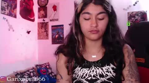 Snapshot of sweetdevil631 chatting on 01/07/25, 05:09 Abril online show from 01/07/25, 05:09