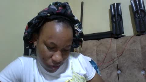 sweetdiva2012 online show from 10/12/25, 02:10