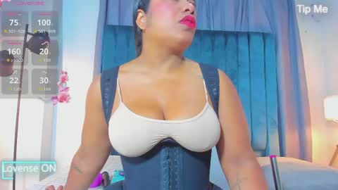 Snapshot of sweetebony_69 chatting on 05/04/26, 11:50 Mia online show from 05/04/26, 11:50