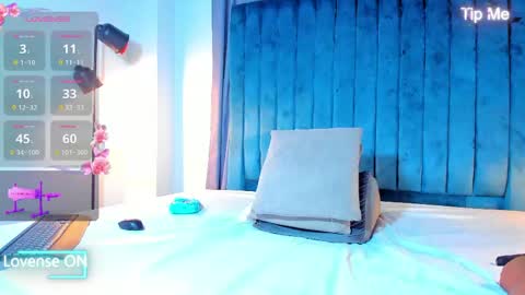Snapshot of sweetebony_69 chatting on 05/11/26, 02:45 Mia online show from 05/11/26, 02:45