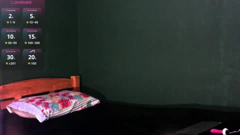 carolayn  online show from 09/16/25, 10:00