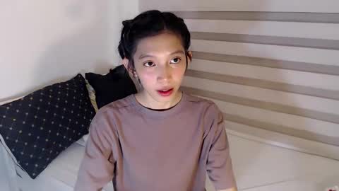 Snapshot of sweetestcelest chatting on 06/10/26, 01:50 Celest online show from 06/10/26, 01:50