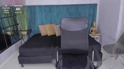 Fabiana online show from 07/27/26, 05:42