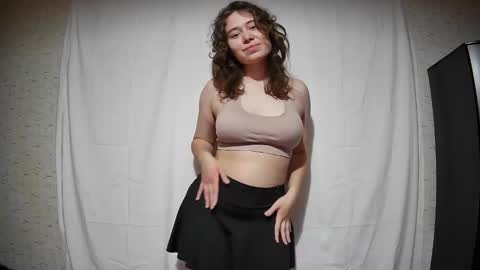 Snapshot of sweetfaina chatting on 11/16/25, 10:15 sweetfaina online show from 11/16/25, 10:15