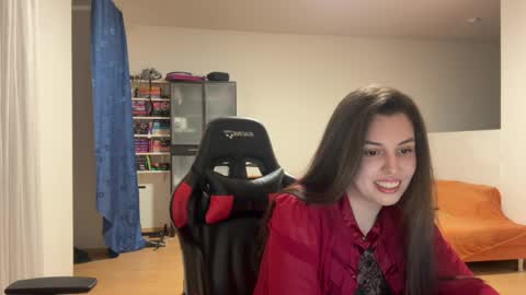 Snapshot of sweetfenomen67 chatting on 05/08/26, 07:41 Joanna online show from 05/08/26, 07:41