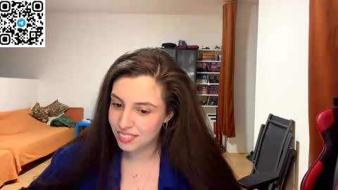 Snapshot of sweetfenomen67 chatting on 06/05/26, 07:30 Joanna online show from 06/05/26, 07:30