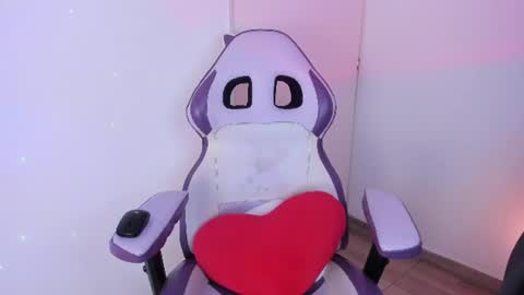 Snapshot of sweetfire_moon1 chatting on 06/11/26, 11:14 sweetfire_moon1 online show from 06/11/26, 11:14