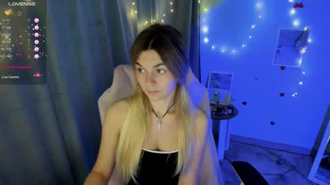 Snapshot of sweetfoyou chatting on 09/24/25, 07:01 sweetfoyou online show from 09/24/25, 07:01