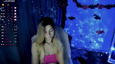 Snapshot of sweetfoyou chatting on 10/24/25, 05:59 sweetfoyou online show from 10/24/25, 05:59