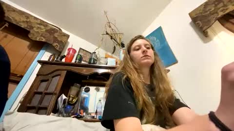 sweetfreedom2004 online show from 11/07/25, 08:14