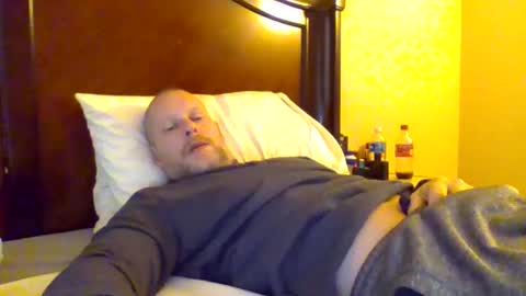 Snapshot of sweetg233 chatting on 01/27/25, 05:15 sweetg233 online show from 01/27/25, 05:15