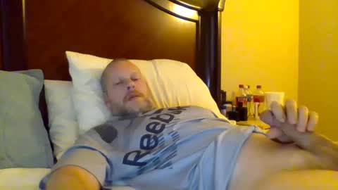 Snapshot of sweetg233 chatting on 02/03/25, 05:24 sweetg233 online show from 02/03/25, 05:24