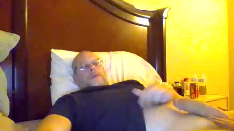 Snapshot of sweetg233 chatting on 11/07/25, 06:57 sweetg233 online show from 11/07/25, 06:57