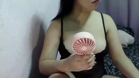 Snapshot of sweetgal_mica chatting on 03/26/26, 12:06 sweetgal_mica online show from 03/26/26, 12:06