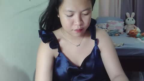 Snapshot of sweetgal_mica chatting on 05/10/26, 10:37 sweetgal_mica online show from 05/10/26, 10:37