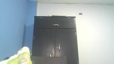 Victoria Santos online show from 09/17/25, 06:59