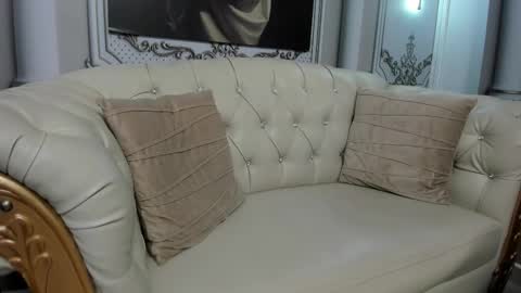 MIA  online show from 10/15/25, 08:03