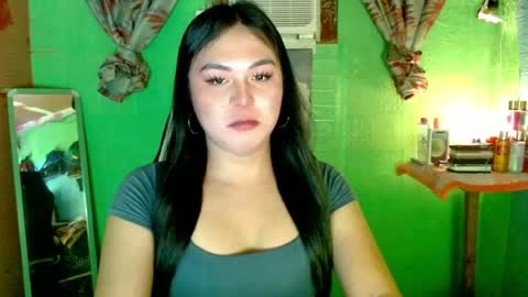 Snapshot of sweetgirl_kathy chatting on 04/14/26, 11:27 Kathy online show from 04/14/26, 11:27