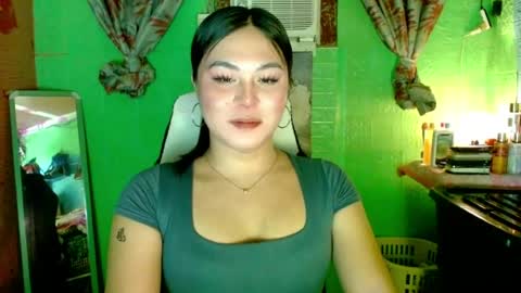 Snapshot of sweetgirl_kathy chatting on 04/22/26, 06:20 Kathy online show from 04/22/26, 06:20