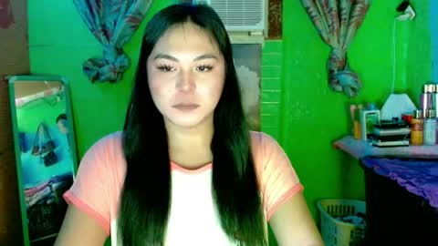 Snapshot of sweetgirl_kathy chatting on 04/23/26, 05:37 Kathy online show from 04/23/26, 05:37