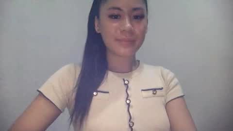 sweetgirllucy24xx online show from 06/10/26, 02:38
