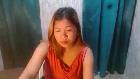 Snapshot of sweethoney_abbey chatting on 05/19/26, 12:38 sweethoney_abbey online show from 05/19/26, 12:38