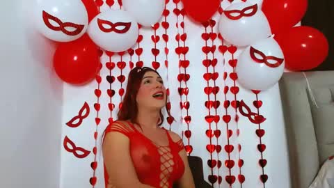 Snapshot of sweethoneyts chatting on 09/21/25, 08:43 Valery honey online show from 09/21/25, 08:43