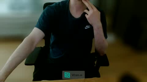 Snapshot of sweethornyness92__ chatting on 06/13/26, 05:05 Sweethornyness online show from 06/13/26, 05:05