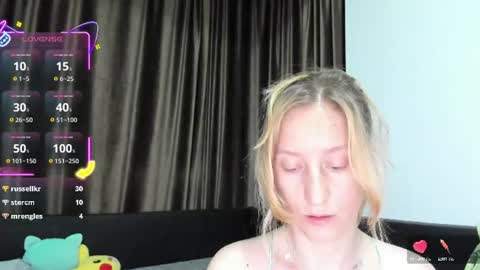 Snapshot of sweethornytanya chatting on 07/10/26, 12:15 sweethornytanya online show from 07/10/26, 12:15