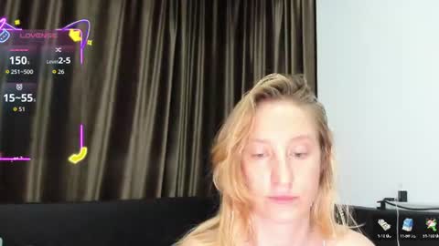 Snapshot of sweethornytanya chatting on 07/12/26, 01:29 sweethornytanya online show from 07/12/26, 01:29