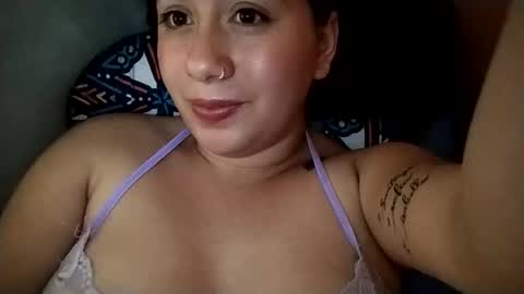 Ana Mara  i cant Make noise My family is here  online show from 01/16/26, 05:11