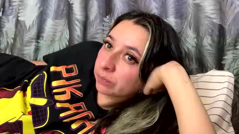 Snapshot of sweetie_cake chatting on 03/09/25, 11:03 sweetie_cake online show from 03/09/25, 11:03